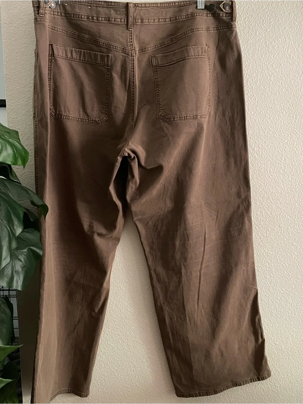 American Eagle Pants SZ 20 EUC  Inseam 30” Waist 20” Med stretch